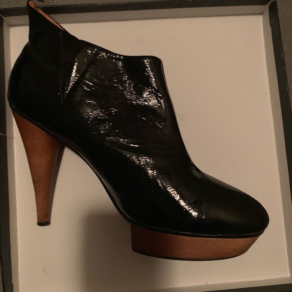 Patent Boot